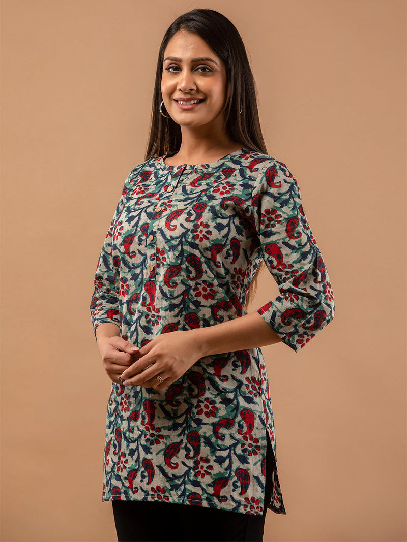 Women Multi Cotton Printed Short Kurti