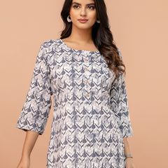 Chic Printed Short Kurti with Round Neck & 3/4 Sleeves