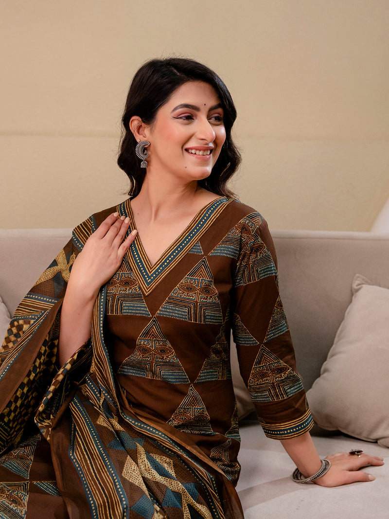 Bordered V-Neck 3-Piece Kurta Set with Ankle-Length Pants & Full-Length Dupatta (M–XXL)