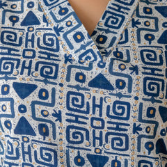 Elegant Sleeveless Cotton Printed Straight Kurta with Refined V-Neckline