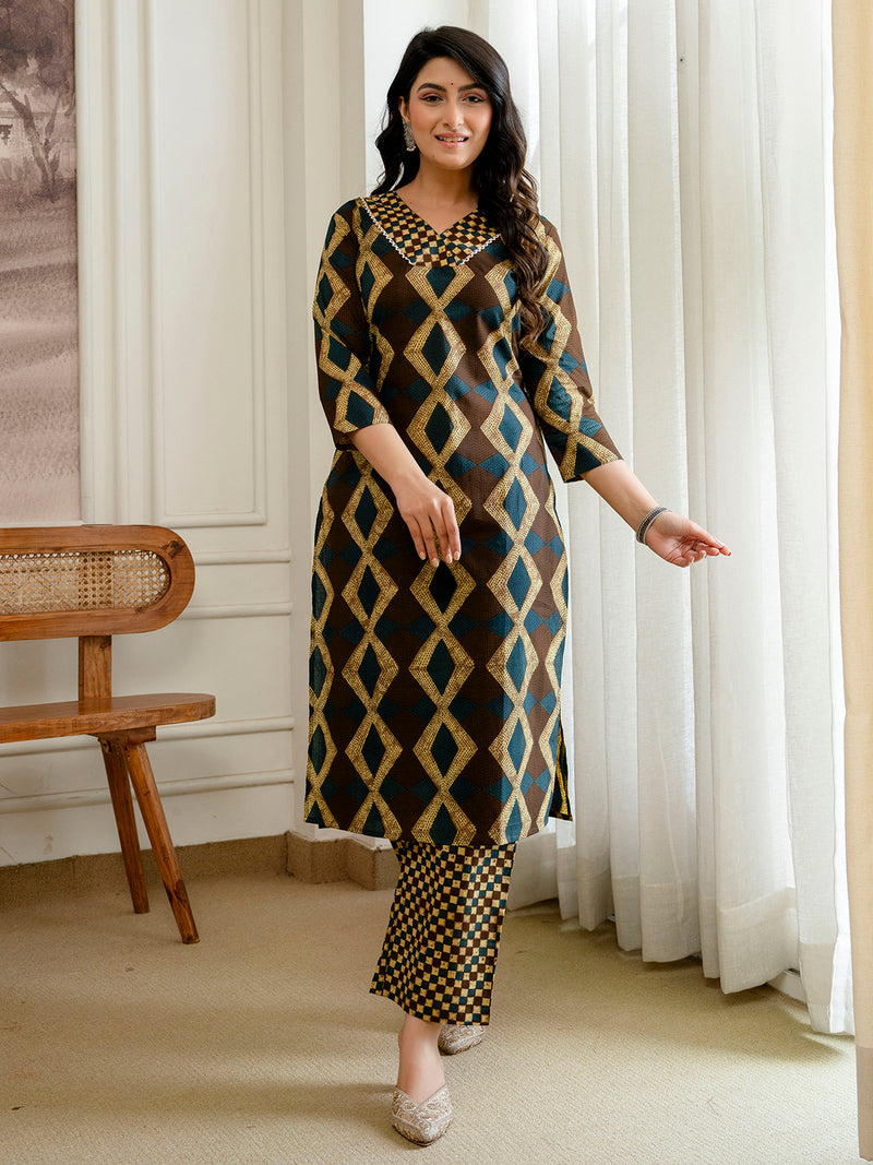Bordered V-Neck 3-Piece Kurta Set with Ankle-Length Pants & Full-Length Dupatta (M–XXL)