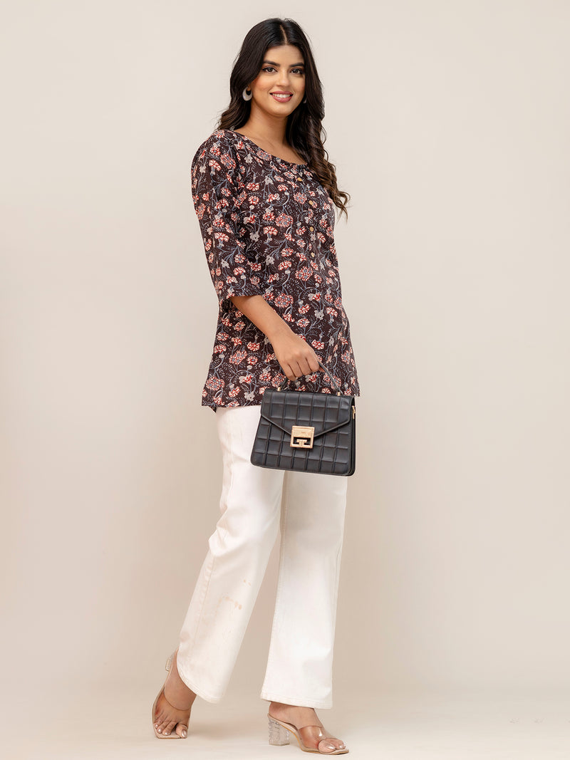 Chic Printed Short Kurti with Round Neck & 3/4 Sleeves