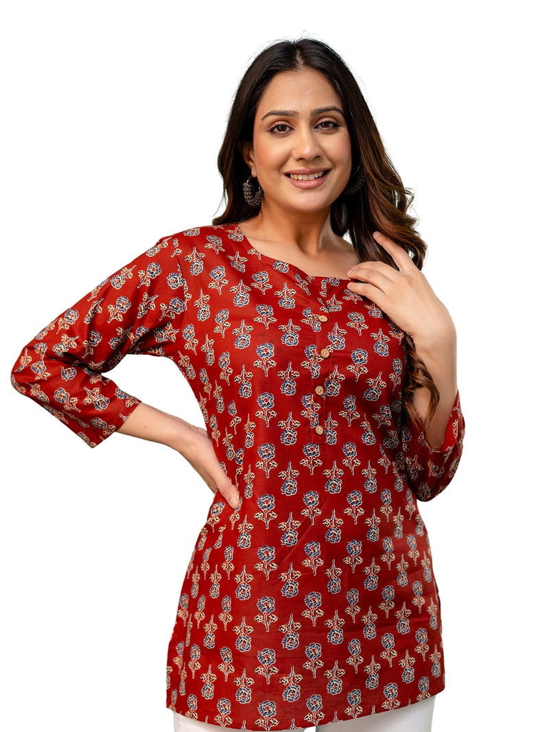 Chic Printed Short Kurti with Round Neck & 3/4 Sleeves