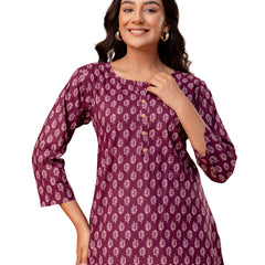Chic Printed Short Kurti with Round Neck & 3/4 Sleeves