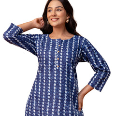 Chic Printed Short Kurti with Round Neck & 3/4 Sleeves