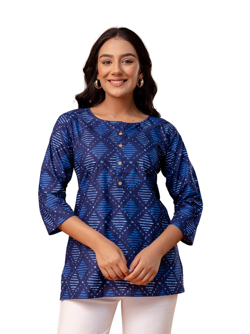 Chic Printed Short Kurti with Round Neck & 3/4 Sleeves