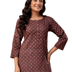Chic Printed Short Kurti with Round Neck & 3/4 Sleeves