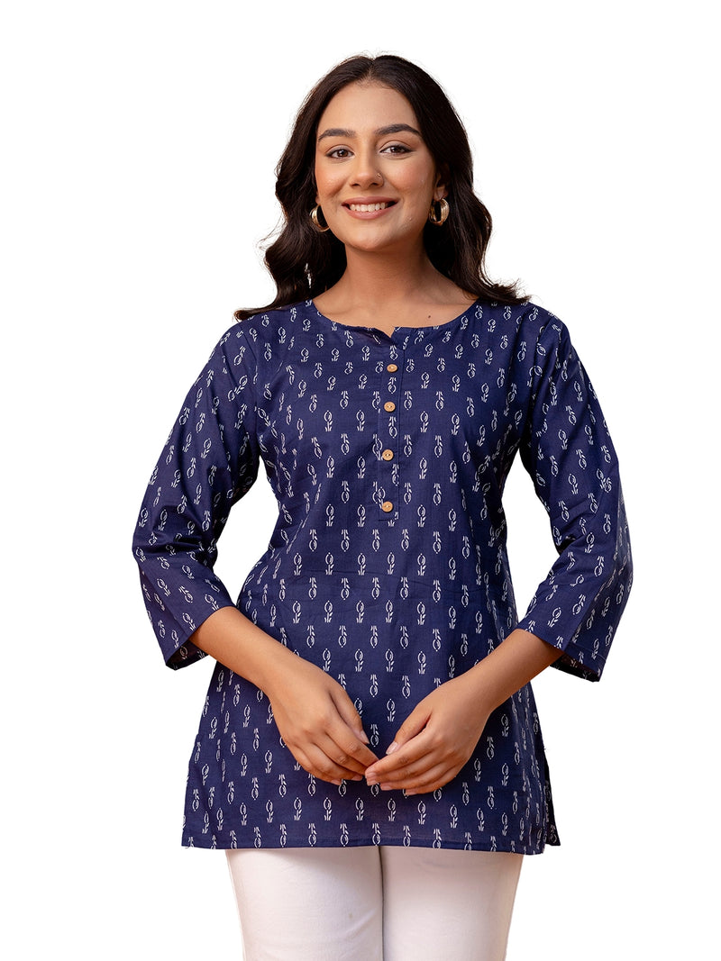Chic Printed Short Kurti with Round Neck & 3/4 Sleeves