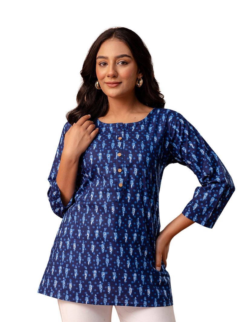 Chic Printed Short Kurti with Round Neck & 3/4 Sleeves