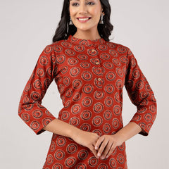 Women Rayon Printed Rust Short Kurti