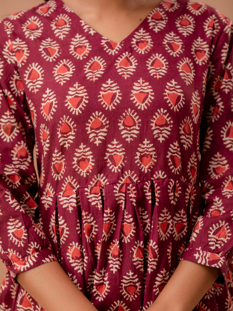 Floral Printed V-Neck Pure Cotton Pleated A-Line Kurti
