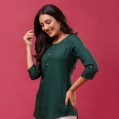 Feranoid Plain short kurti Rayon Sia