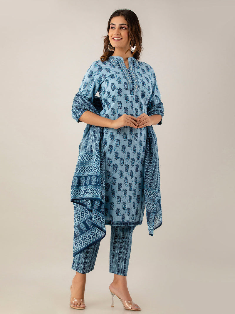 Women Kurta Pant Dupatta Set
