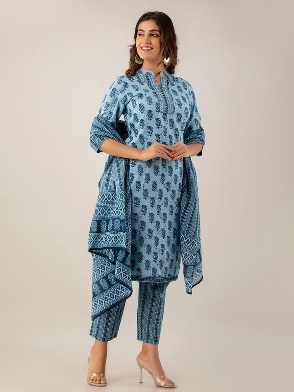 Women Kurta Pant Dupatta Set