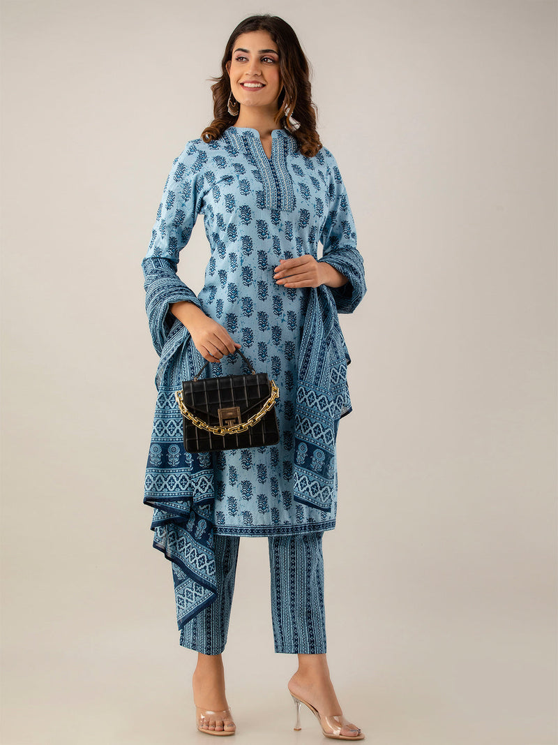 Women Kurta Pant Dupatta Set