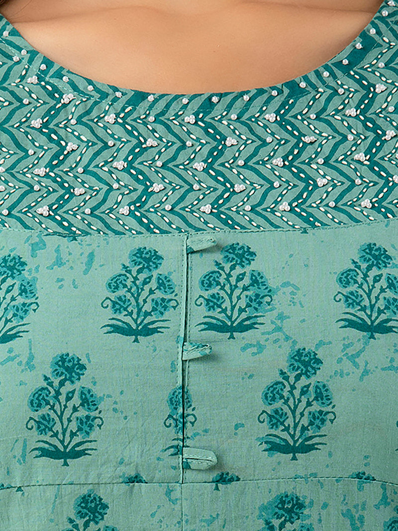 Women Kurta Pant Dupatta Set