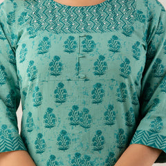 Women Kurta Pant Dupatta Set