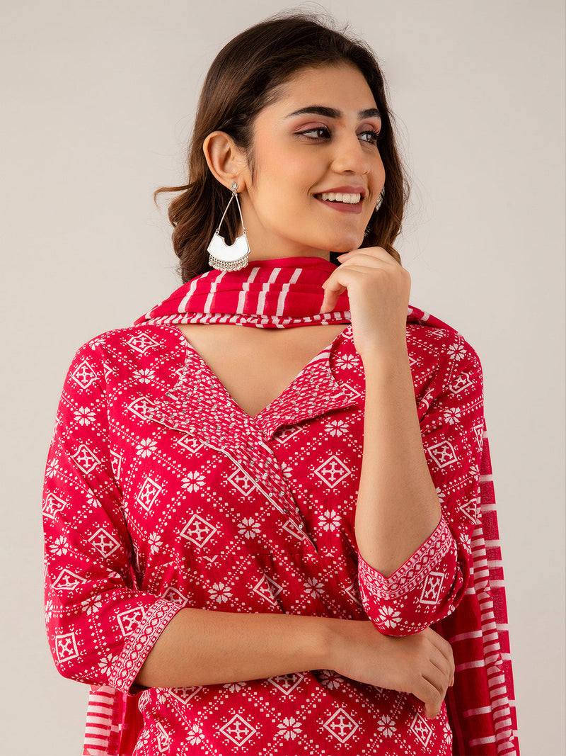 Women Kurta Pant Dupatta Set