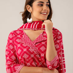 Women Kurta Pant Dupatta Set