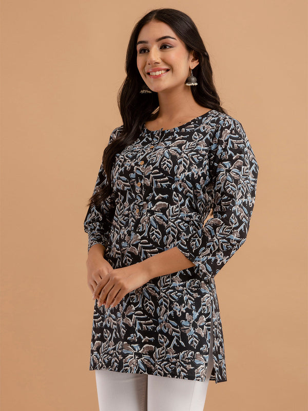 Women Black Cotton Printed Short Kurti