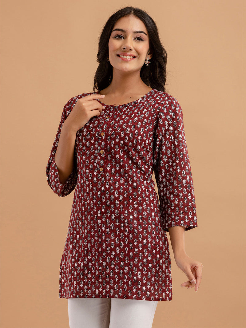 Women Maroon Cotton Printed Short Kurti