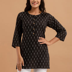 Women Black Cotton Printed Short Kurti