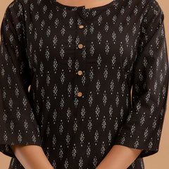 Women Black Cotton Printed Short Kurti