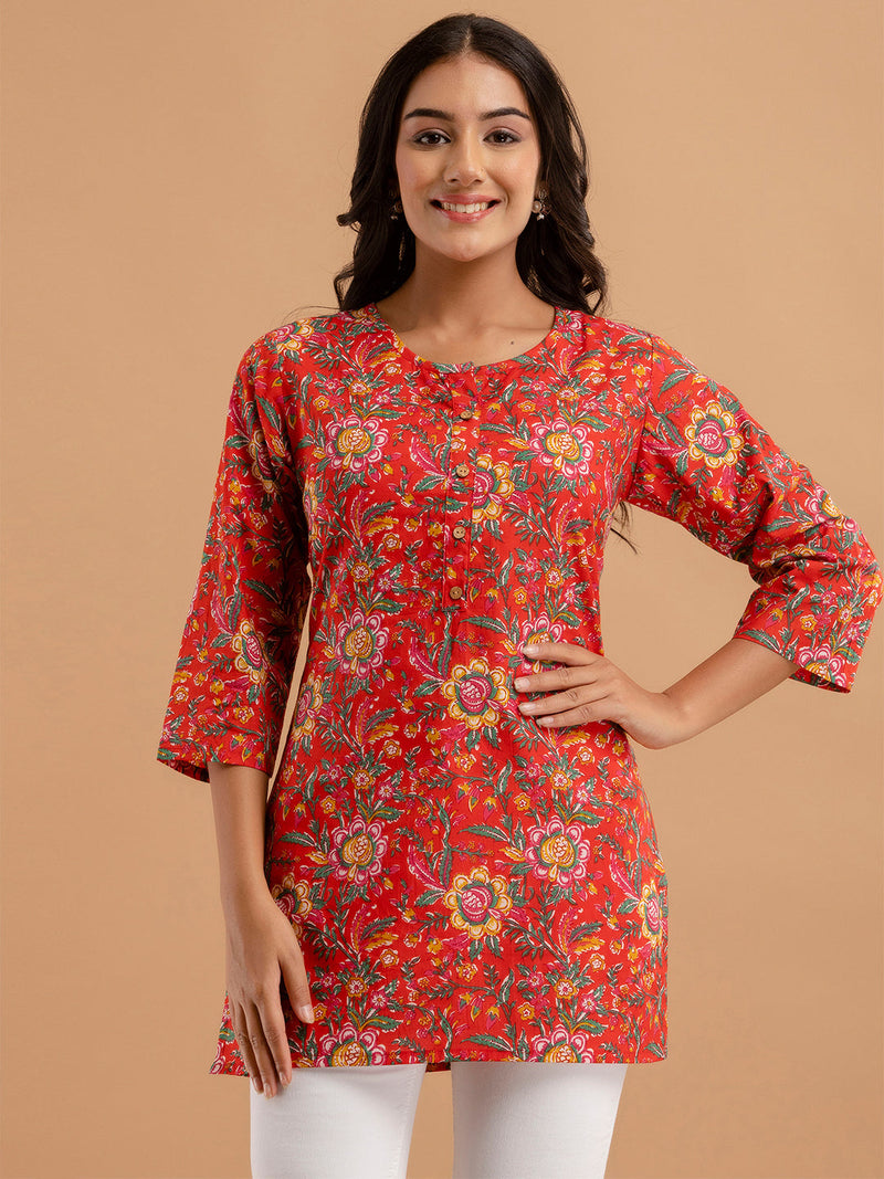 Women Red Cotton Printed Short Kurti