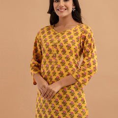 Women Yellow Cotton Printed Short Kurti