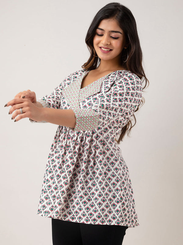 Women Collared Pattern Printed Flared Kurti