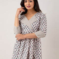 Women Collared Pattern Printed Flared Kurti