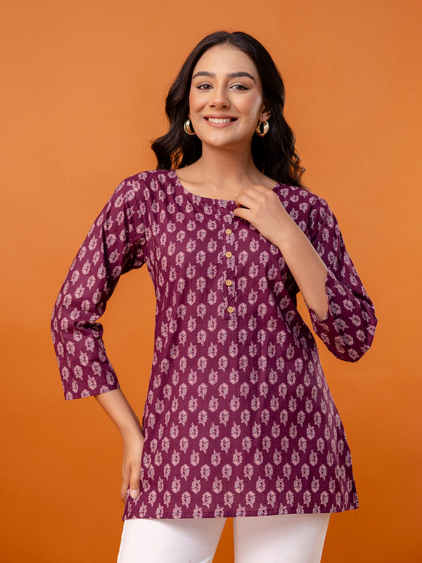 Chic Printed Short Kurti with Round Neck & 3/4 Sleeves