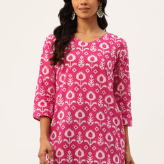 V-Neck 3/4 Sleeve Short Kurti for Women - Tailored Fit & Chic Design