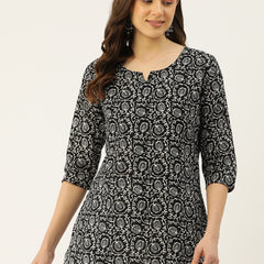 Feranoid Designer V-Neck Top