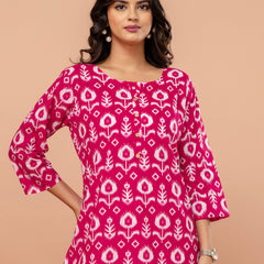 Chic Printed Short Kurti with Round Neck & 3/4 Sleeves