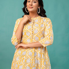 Top – Mandarin Collar, 3/4 Sleeves, Flattering Fit (Sizes S–XXL)