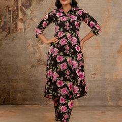 Black Women’s Co-Ord Set–Printed Collared Kurta with 3/4 Sleeves & Elastic Waist Pants