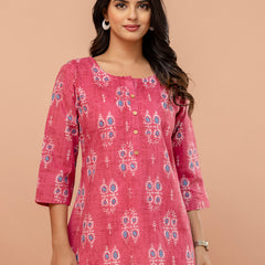 Chic Printed Short Kurti with Round Neck & 3/4 Sleeves