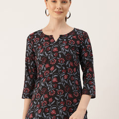 3/4 Sleeve Round Neck Vcut top Black1 Colour