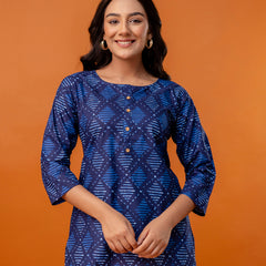 Chic Printed Short Kurti with Round Neck & 3/4 Sleeves