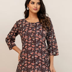 Chic Printed Short Kurti with Round Neck & 3/4 Sleeves