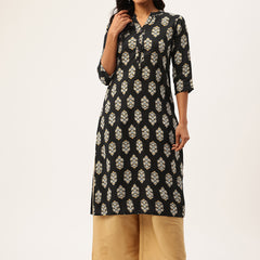 Graceful Long Kurta with 3/4 Sleeves and Button accents A Perfect Fusion of Comfort and Style