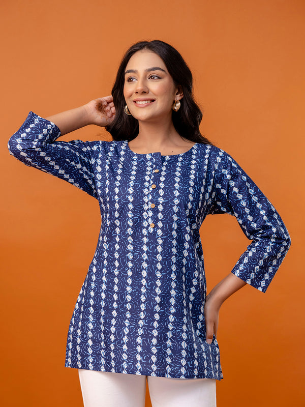 Chic Printed Short Kurti with Round Neck & 3/4 Sleeves