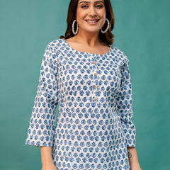 Chic Printed Short Kurti with Round Neck & 3/4 Sleeves