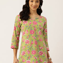 3/4 Sleeve Round Neck Vcut top Green Colour