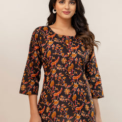 Chic Printed Short Kurti with Round Neck & 3/4 Sleeves
