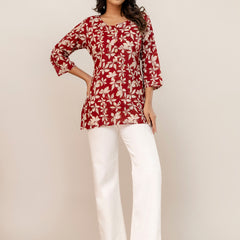 Chic Printed Short Kurti with Round Neck & 3/4 Sleeves