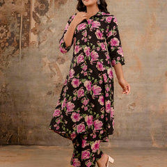 Black Women’s Co-Ord Set–Printed Collared Kurta with 3/4 Sleeves & Elastic Waist Pants