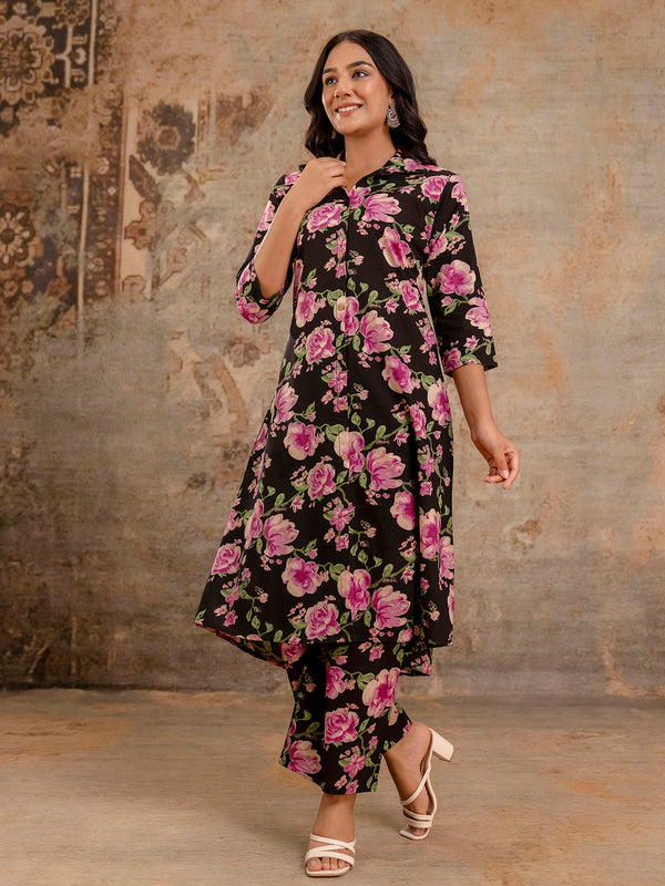 Black Women’s Co-Ord Set–Printed Collared Kurta with 3/4 Sleeves & Elastic Waist Pants