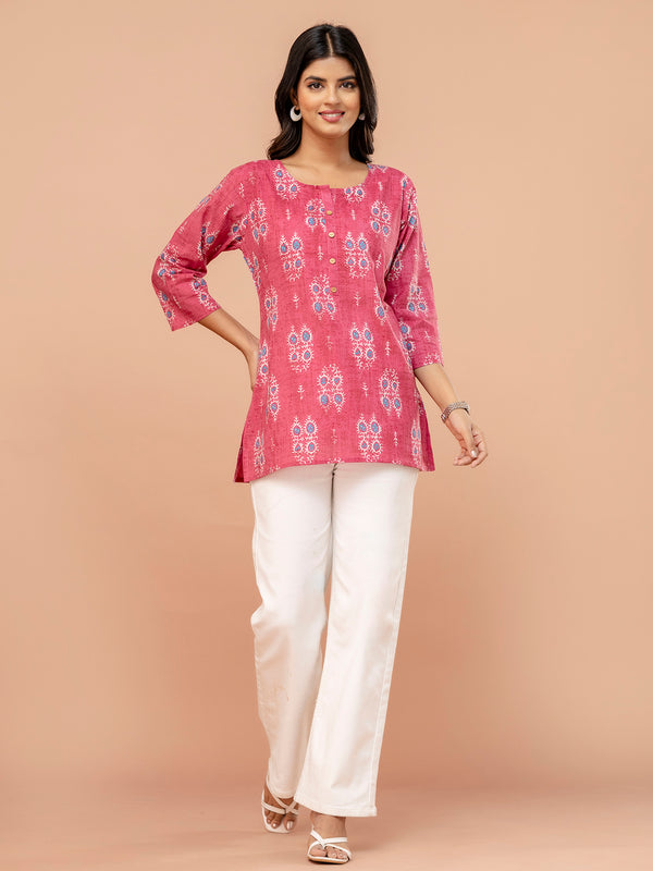 Chic Printed Short Kurti with Round Neck & 3/4 Sleeves
